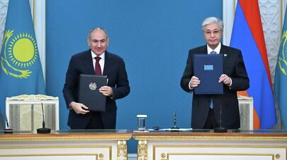 Никол Пашинян и Касым-Жомарт Токаев приняли Совместное заявление в Акорде