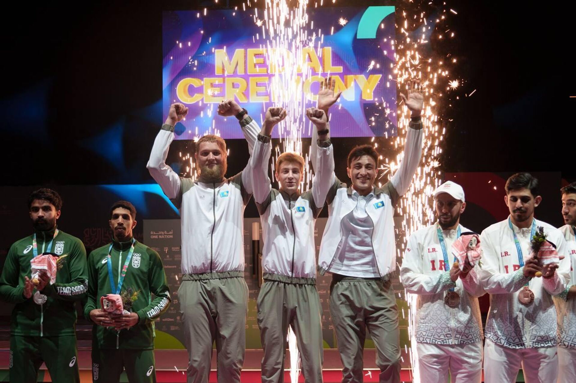 56 казахстанских спортсменов из 97 завоевали медали на Исламских играх 56 казахстанских спортсменов из 97 завоевали медали на Исламских играх - Sputnik Казахстан, 1920, 22.11.2025