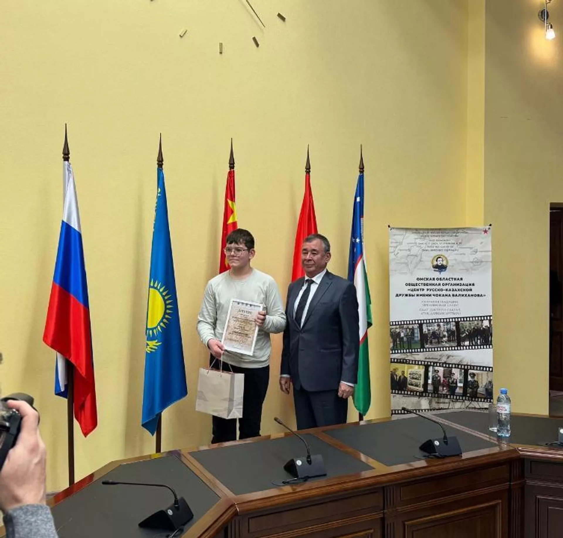 Казахстанская делегация посетила Омск для участия в международной научно-практической конференции Валихановские чтения, приуроченной к 190-летию Шокана Валиханова Казахстанская делегация посетила Омск для участия в международной научно-практической конференции Валихановские чтения, приуроченной к 190-летию Шокана Валиханова - Sputnik Казахстан, 1920, 24.11.2025