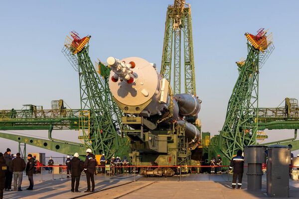 Вывоз ракеты с пилотируемым кораблем Союз МС-28 на стартовый комплекс космодрома Байконур
Вывоз ракеты с пилотируемым кораблем Союз МС-28 на стартовый комплекс космодрома Байконур
- Sputnik Казахстан