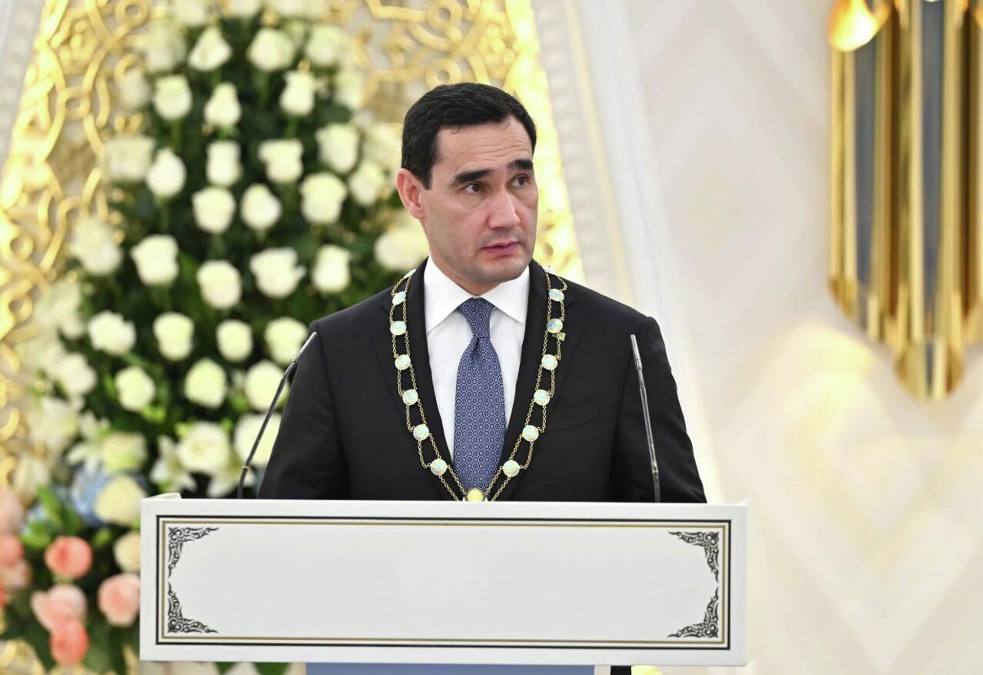 Токаев наградил Бердымухамедова орденом Алтын Кыран - Sputnik Казахстан, 1920, 25.11.2025