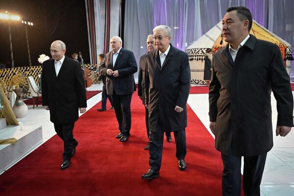 Главы государств провели неформальную встречу в резиденции Ала-Арча в Бишкеке - Sputnik Казахстан