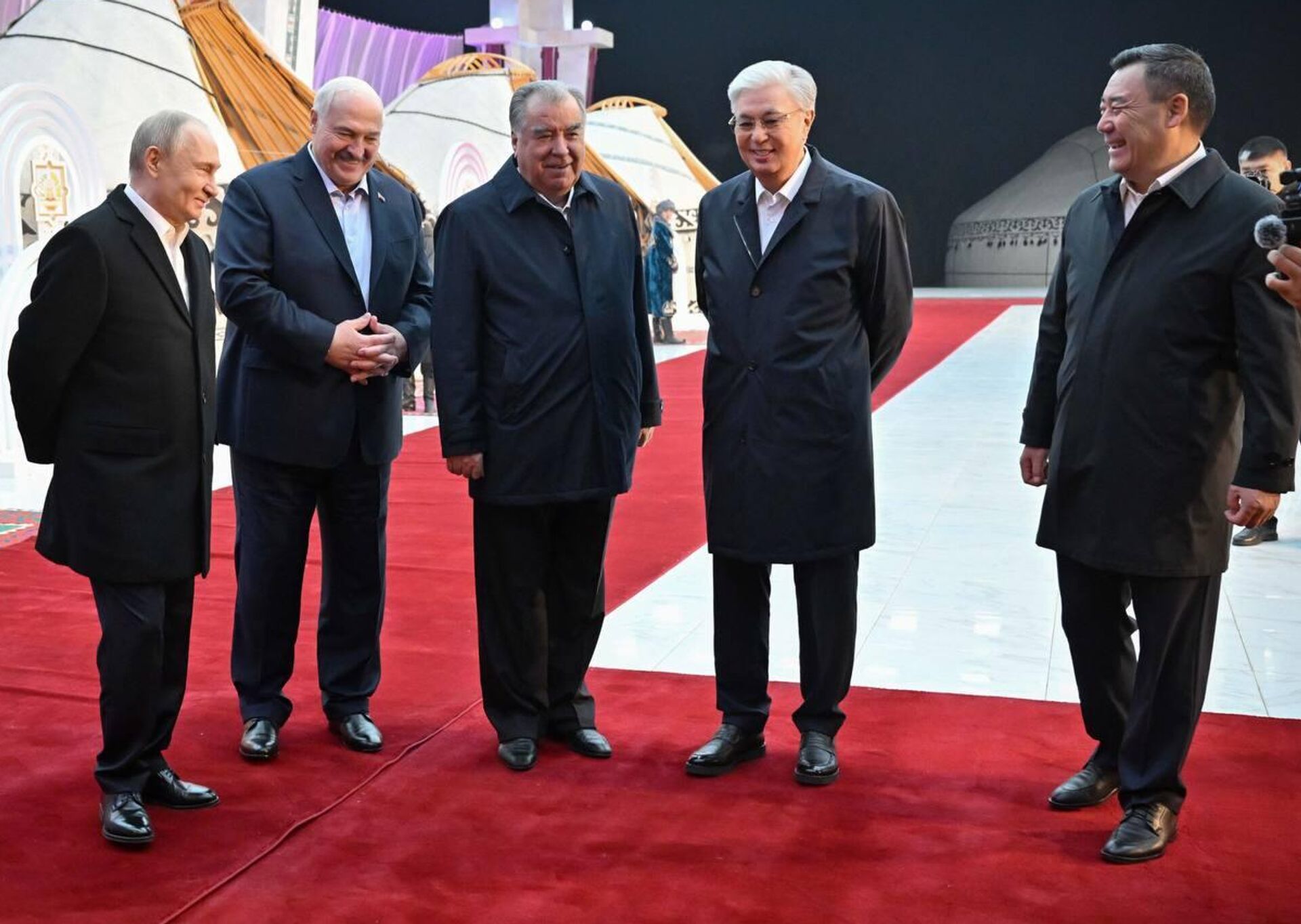 Неформальная встреча лидеров ОДКБ в Бишкеке - Sputnik Казахстан, 1920, 27.11.2025