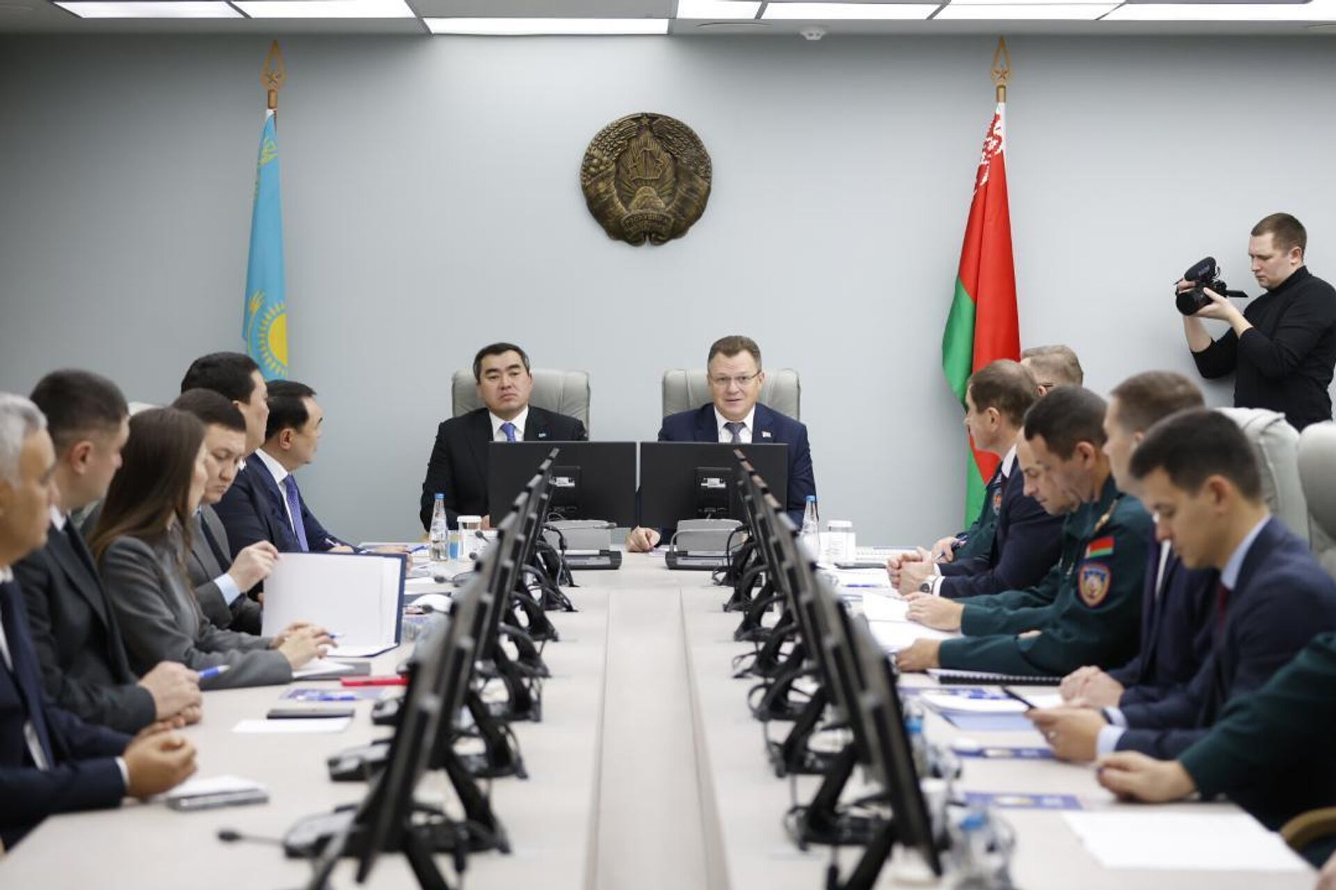 Казахстан и Беларусь укрепляют сотрудничество в сфере ЧС - Sputnik Казахстан, 1920, 29.11.2025