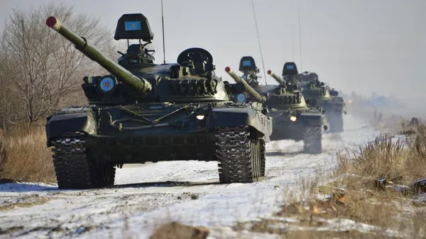 Қорғаныс министрлігі аймақтарда әскери техника қозғалысы туралы ескертеді - Sputnik Қазақстан