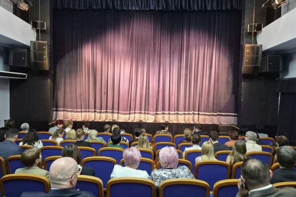 Государственный академический русский театр драмы им.М.Горького отмечает 125-летний юбилей
 - Sputnik Казахстан