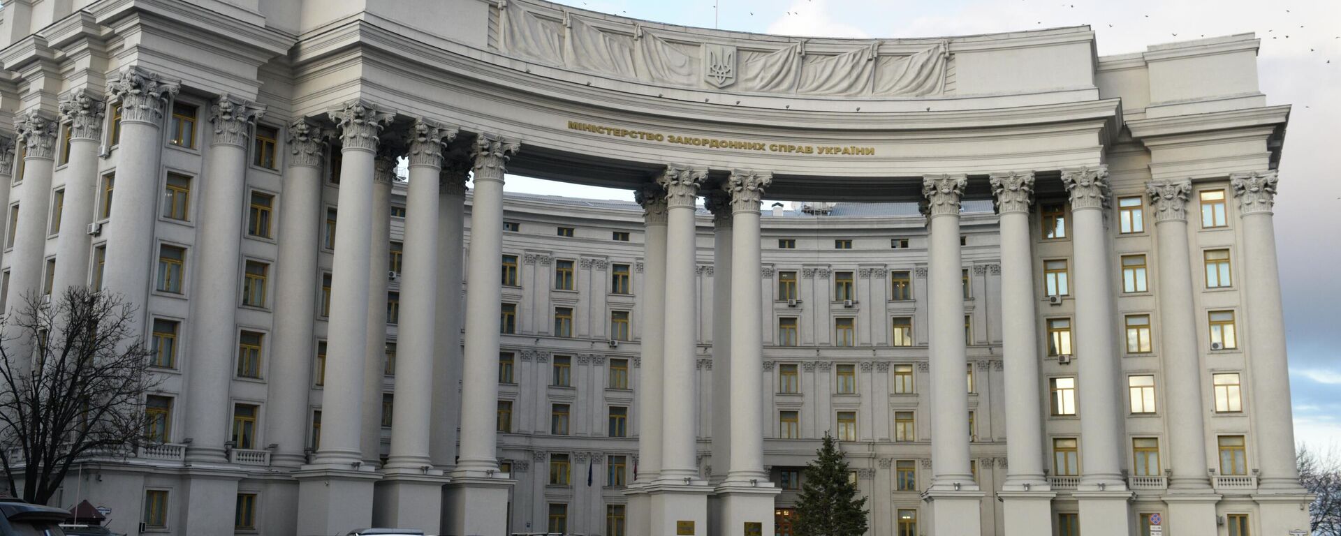 Украина СІМ басшысы Зеленскийдің Путинмен кездесуге дайын екенін мәлімдеді - Sputnik Қазақстан, 1920, 28.01.2026