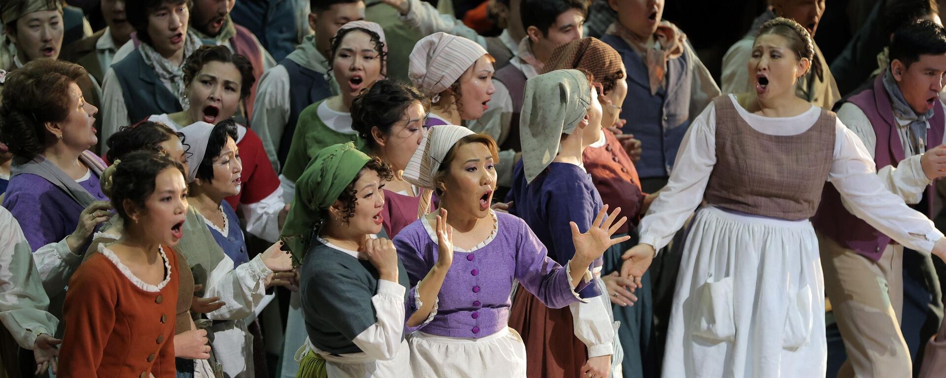 Опера Любовный напиток на сцене театра Астана Опера Опера Любовный напиток на сцене театра Астана Опера - Sputnik Казахстан, 1920, 01.12.2025