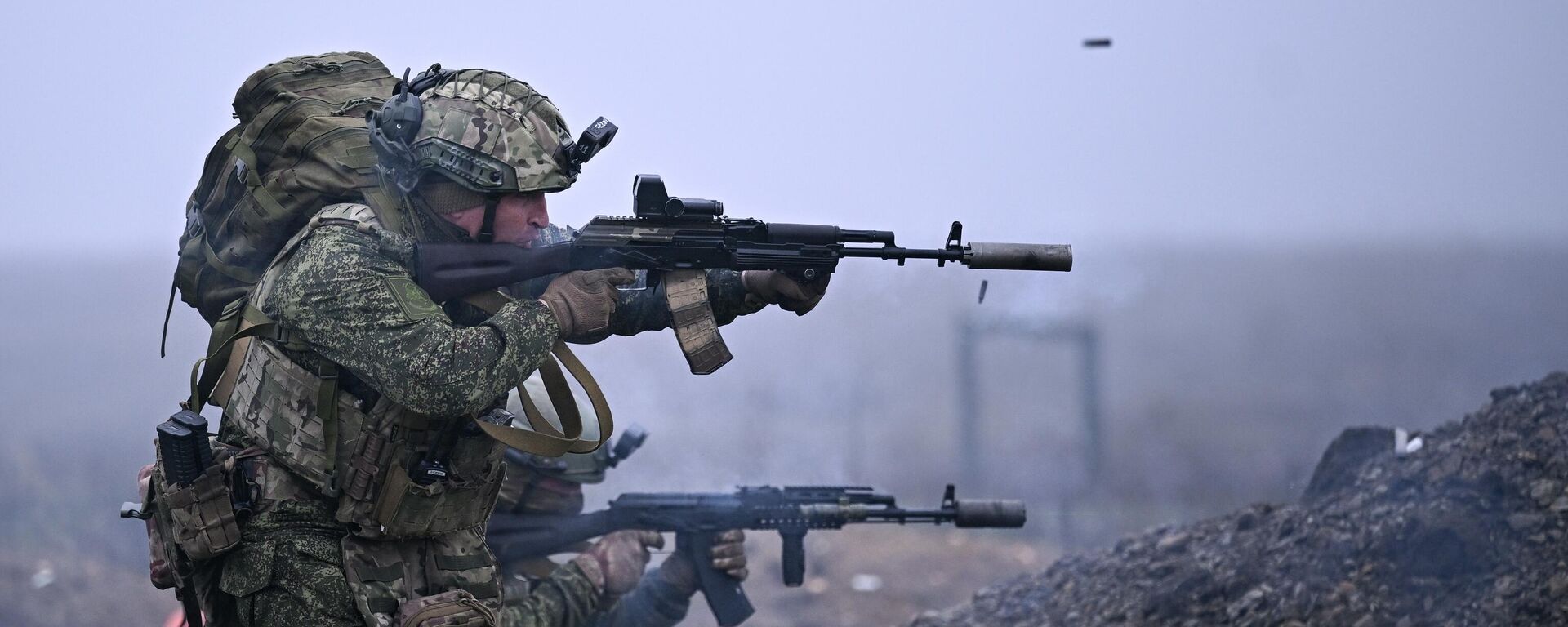 Военнослужащие в зоне СВО Военнослужащие в зоне СВО - Sputnik Казахстан, 1920, 11.12.2025