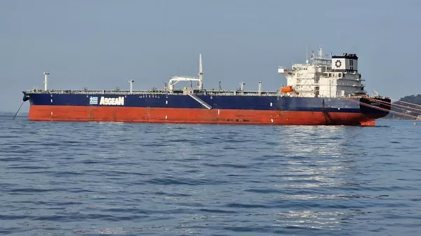 Танкер у Батумского нефтяного терминала, архивное фото - Sputnik Казахстан