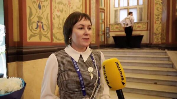 Педагог из Казахстана Ольга Акпарова стала лауреатом конкурса Лучшая русская школа за рубежом - Sputnik Казахстан