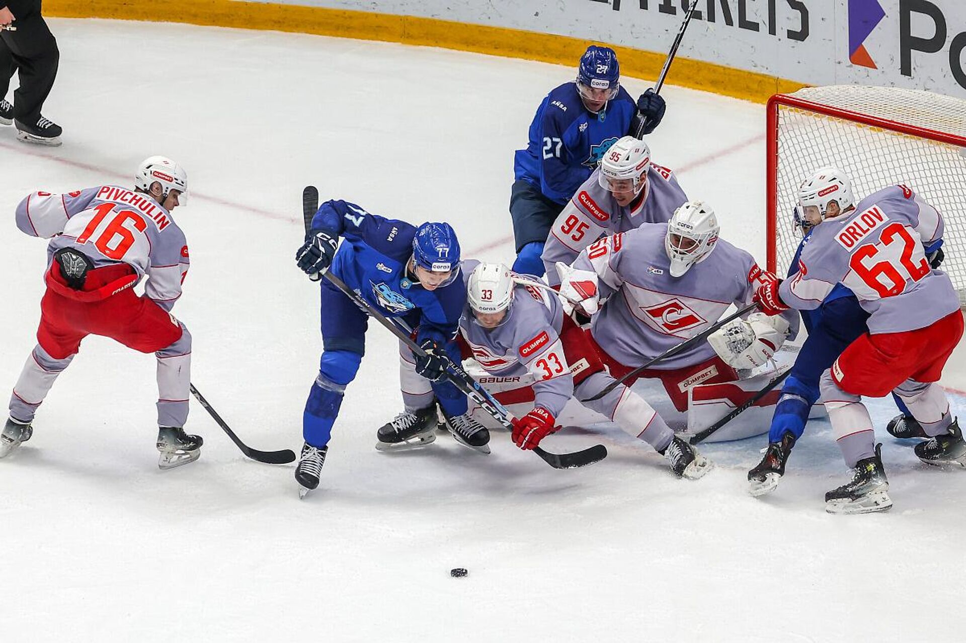 Барыс дома в овертайме победил Спартак - Sputnik Казахстан, 1920, 06.12.2025