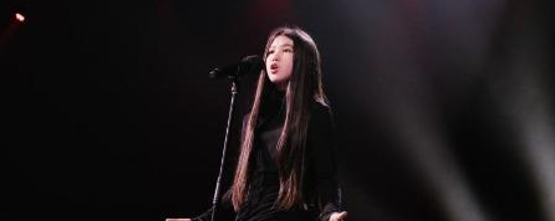 Воспитанница детской студии Жас сарбаз Жасмина Тузелова заняла третье место в конкурсе Голос. Дети в России - Sputnik Казахстан, 1920, 06.12.2025