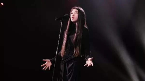 Воспитанница детской студии Жас сарбаз Жасмина Тузелова заняла третье место в конкурсе Голос. Дети в России - Sputnik Казахстан