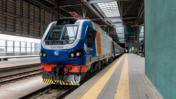 Жолаушылар пойызы - Sputnik Қазақстан