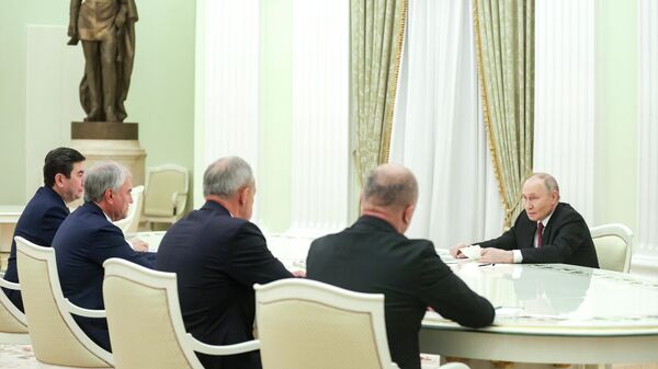 Президент Владимир Путин провел встречу с председателями парламентов государств - членов ОДКБ - Sputnik Казахстан