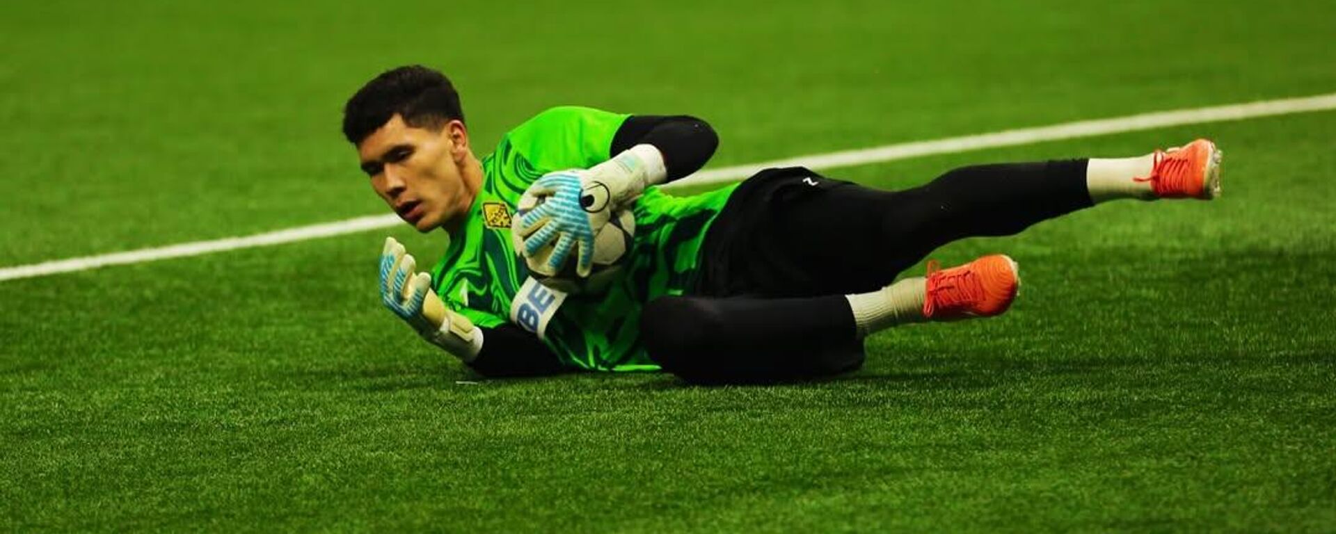 Темирлан Анарбеков - вратарь ФК Кайрат  - Sputnik Казахстан, 1920, 10.12.2025