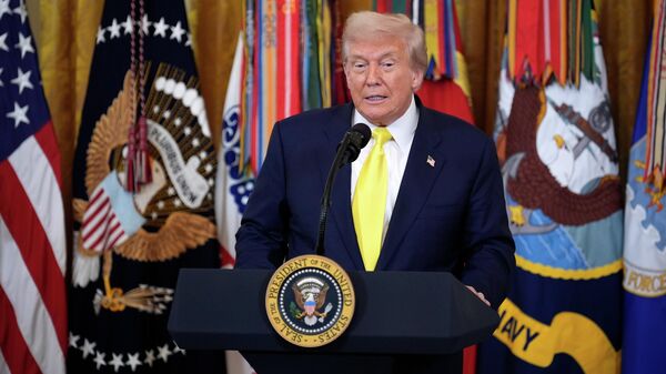 Трамп поручил советникам готовиться к длительной блокаде Ирана - СМИ