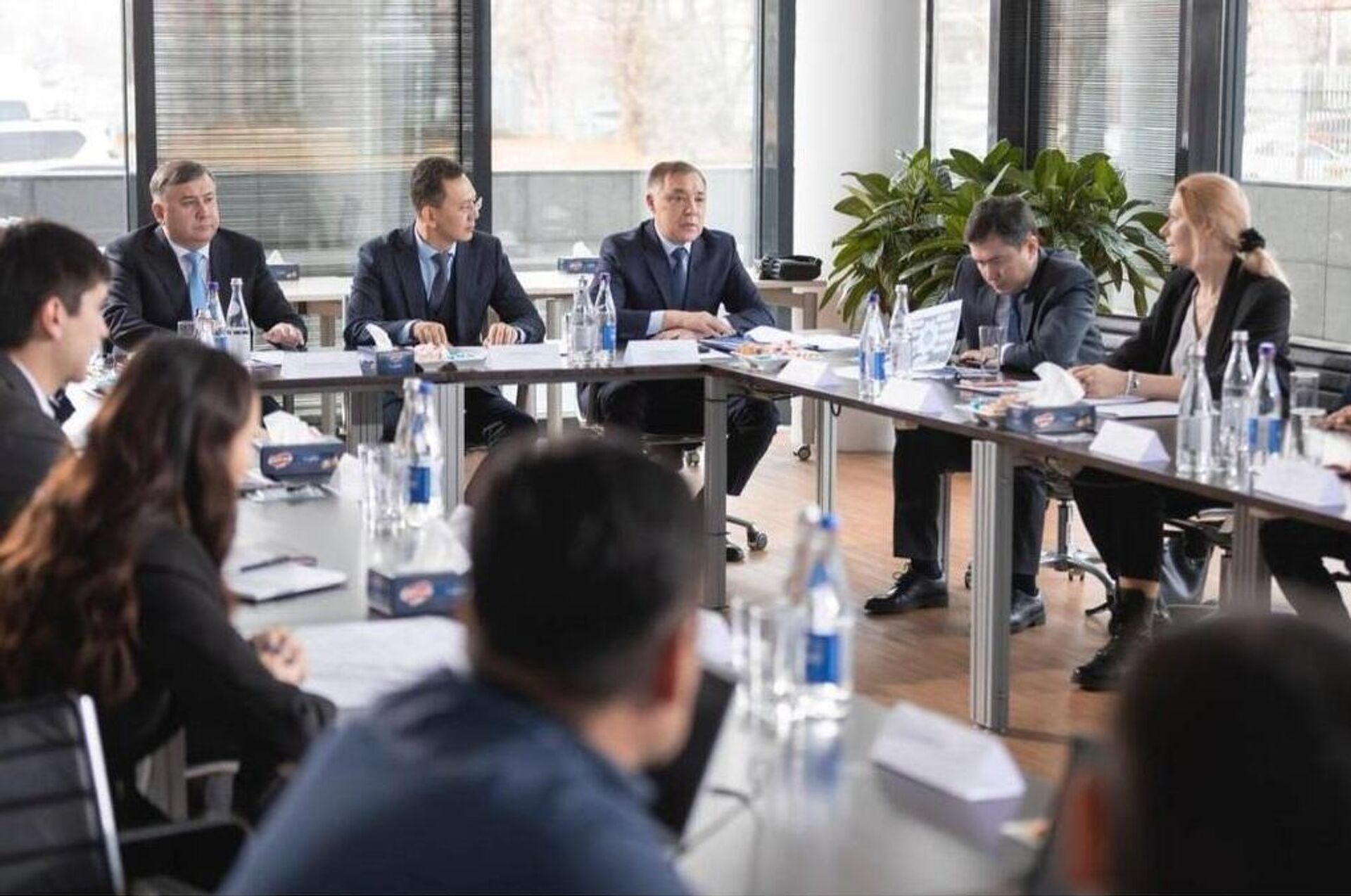 Комитет государственных доходов МФ РК принял участие во втором заседании рабочей группы ЕЭК по таможенному регулированию - Sputnik Казахстан, 1920, 11.12.2025