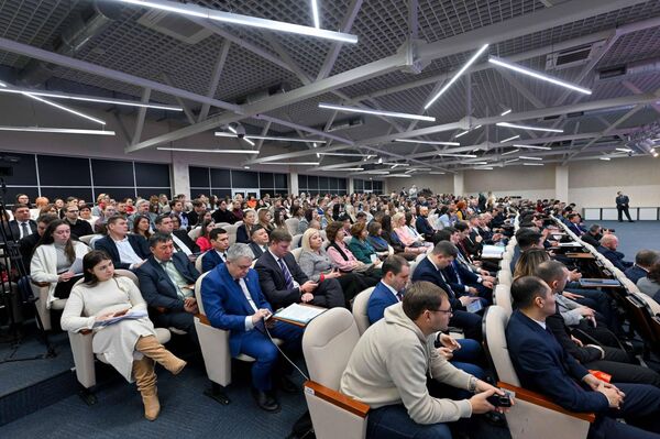 Делегация области Абай принимает участие в международном форуме Иртыш: рука дружбы — река развития - Sputnik Казахстан