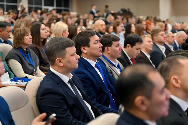 Делегация области Абай приняла участие в международном форуме Иртыш: рука дружбы — река развития - Sputnik Казахстан