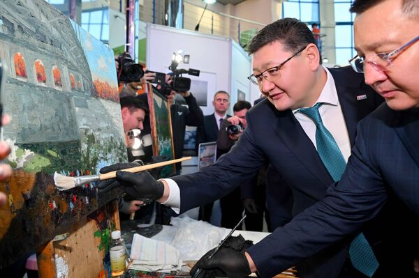 Делегация области Абай приняла участие в международном форуме Иртыш: рука дружбы — река развития - Sputnik Казахстан