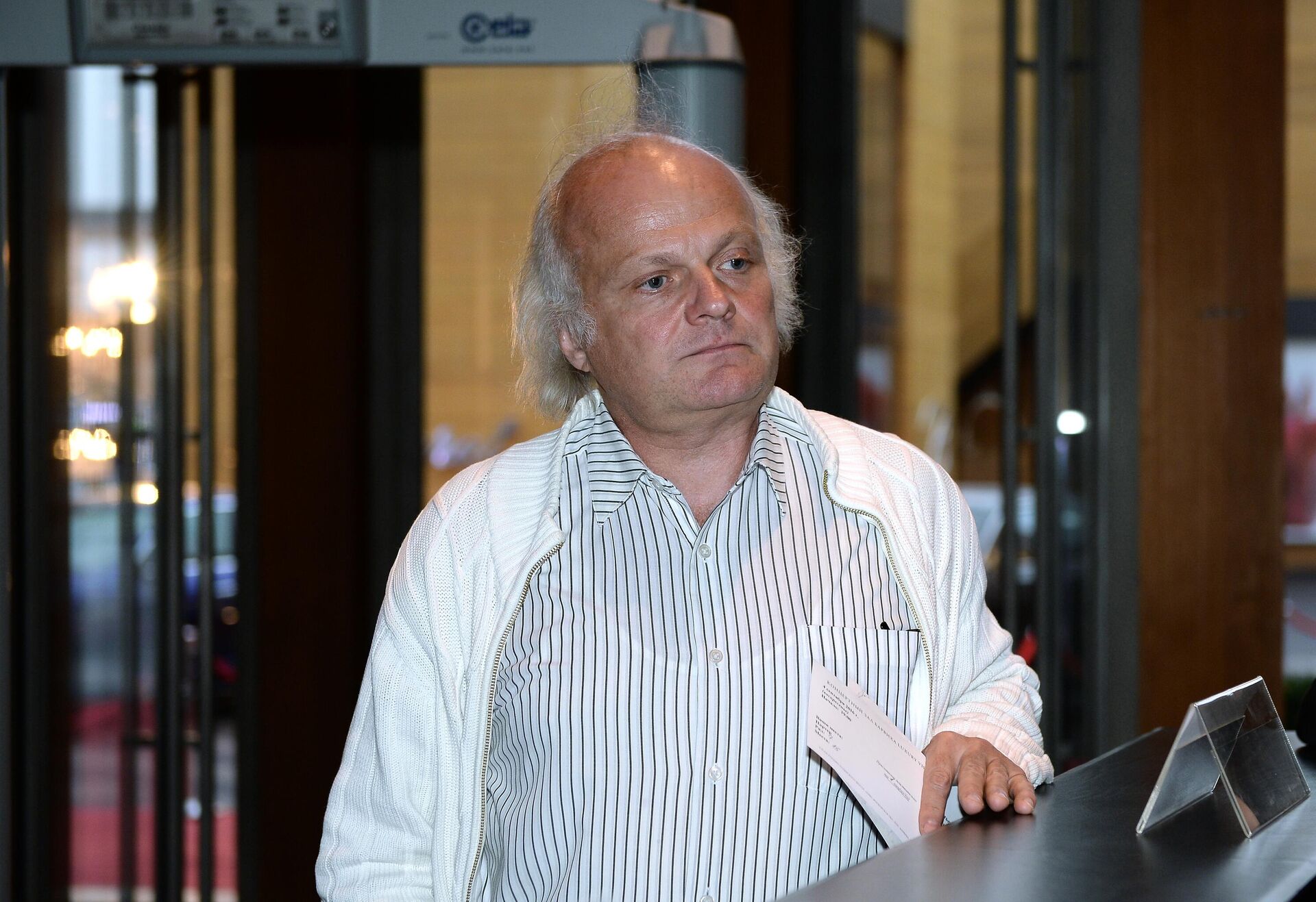 Актер Сергей Барковский на премьере фильма Николая Досталя Монах и бес в КЗ Барвиха Luxury Village Актер Сергей Барковский на премьере фильма Николая Досталя Монах и бес в КЗ Барвиха Luxury Village - Sputnik Казахстан, 1920, 13.12.2025