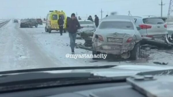 Массовое ДТП на автодороге Астана - Павлодар - Sputnik Казахстан