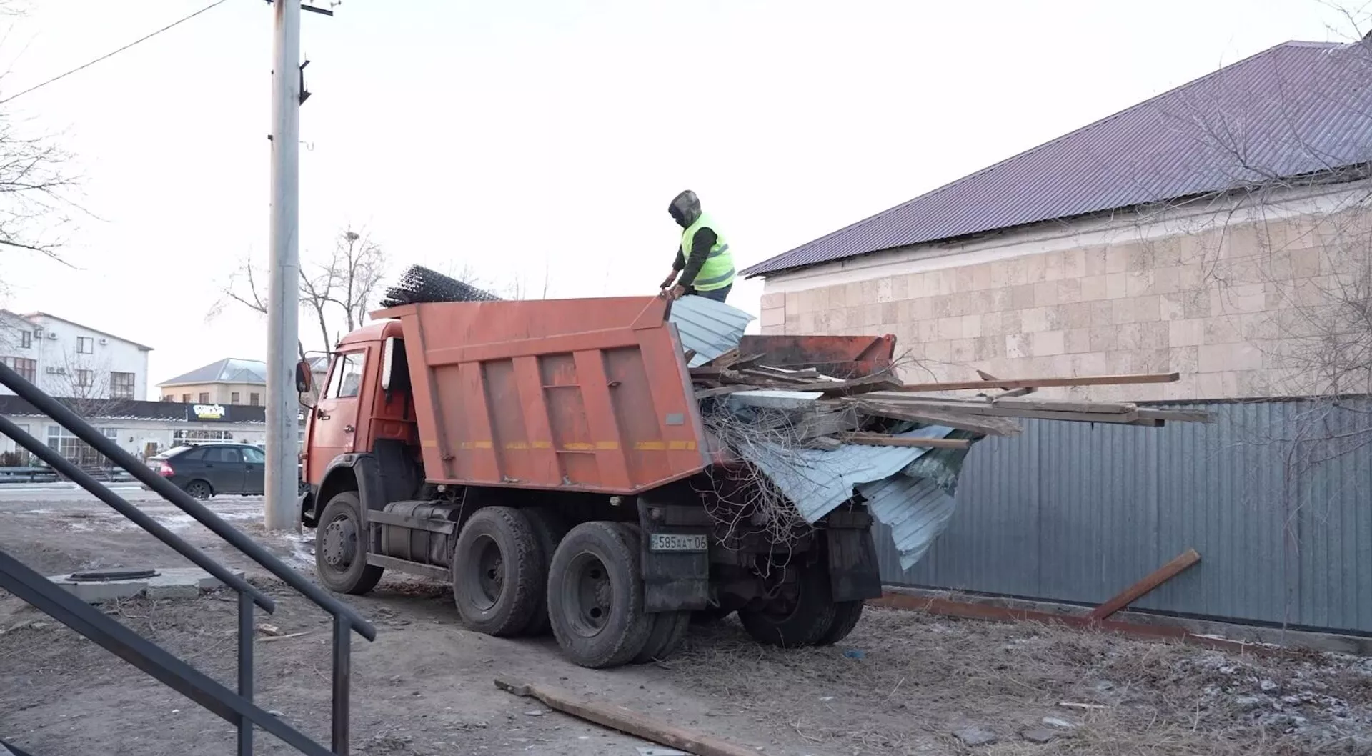 Последствия непогоды в Атырауской области - Sputnik Казахстан, 1920, 15.12.2025