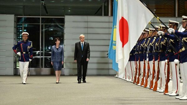 Касым-Жомарт Токаев встретился с премьер-министром Японии Санаэ Такаичи в Токио - Sputnik Казахстан