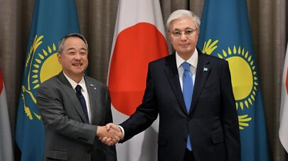 Президент компании Sumitomo Шинго Уэно и Касым-Жомарт Токаев 