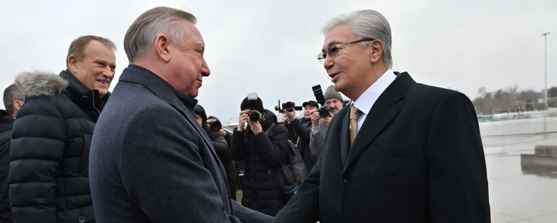 Мемлекет басшысы ЕАЭО саммитіне қатысу үшін Санкт-Петербург қаласына барды - Sputnik Қазақстан, 1920, 21.12.2025