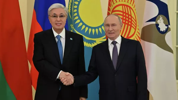 Касым-Жомарт Токаев и Владимир Путин - Sputnik Қазақстан