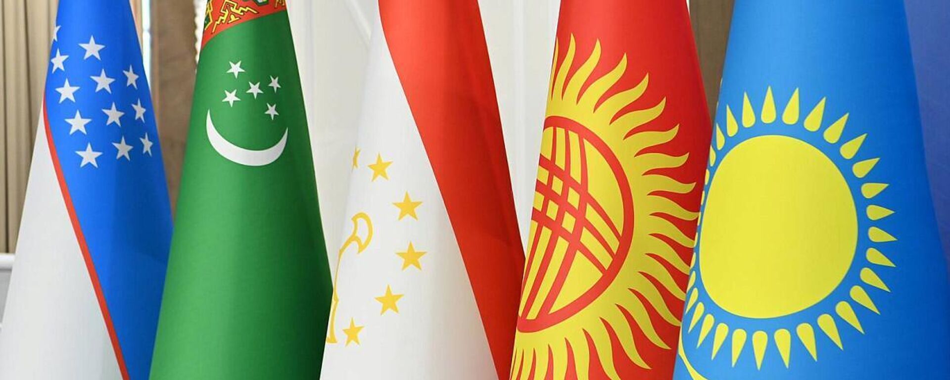 ТМД елдері көшбасшыларының бейресми кездесуі - онлайн-трансляция - Sputnik Қазақстан, 1920, 22.12.2025