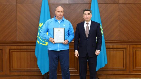 Олжас Бектенов вручил государственные награды призерам и тренерам XXV Летних Сурдлимпийских игр - Sputnik Казахстан
