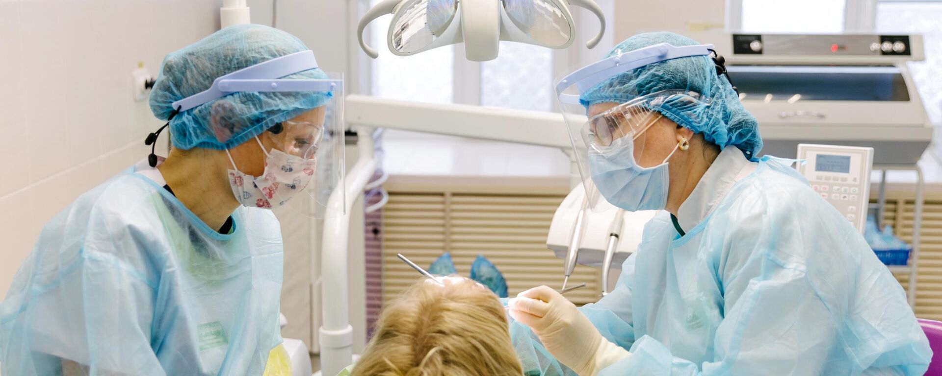 Работа стоматологии, архивное фото - Sputnik Казахстан, 1920, 22.12.2025