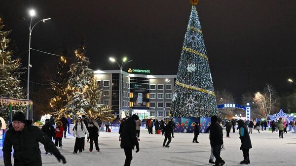 Зажжение елки в Петропавловске  - Sputnik Казахстан