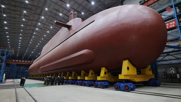 Ким Чен Ын ознакомился с планами по разработке новых тайных подводных вооружений - Sputnik Казахстан