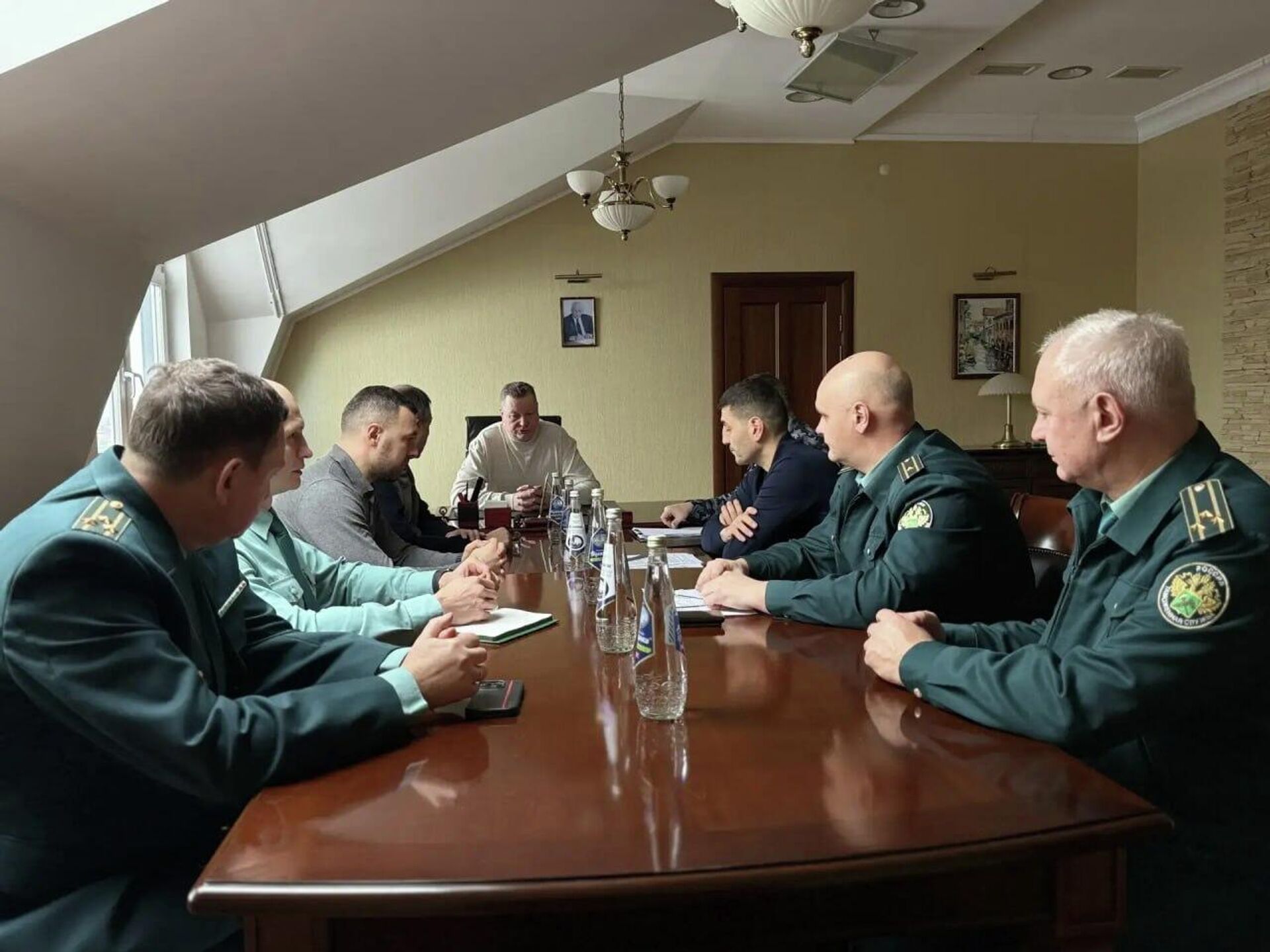 и.о. начальника Приволжского таможенного управления Виктор Никулин проинспектировал работу Самарской таможни - Sputnik Казахстан, 1920, 26.12.2025