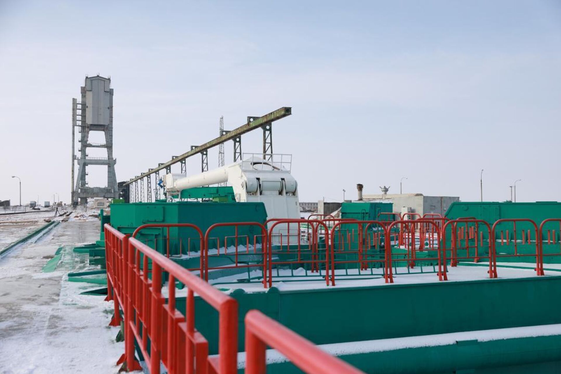 Подготовка к первому пуску ракеты Союз 5/Сункар с комплекса Байтерек на Байконуре - Sputnik Казахстан, 1920, 26.12.2025