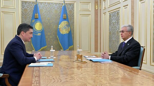Мемлекет басшысы премьер-министр Олжас Бектеновті қабылдады - Sputnik Қазақстан
