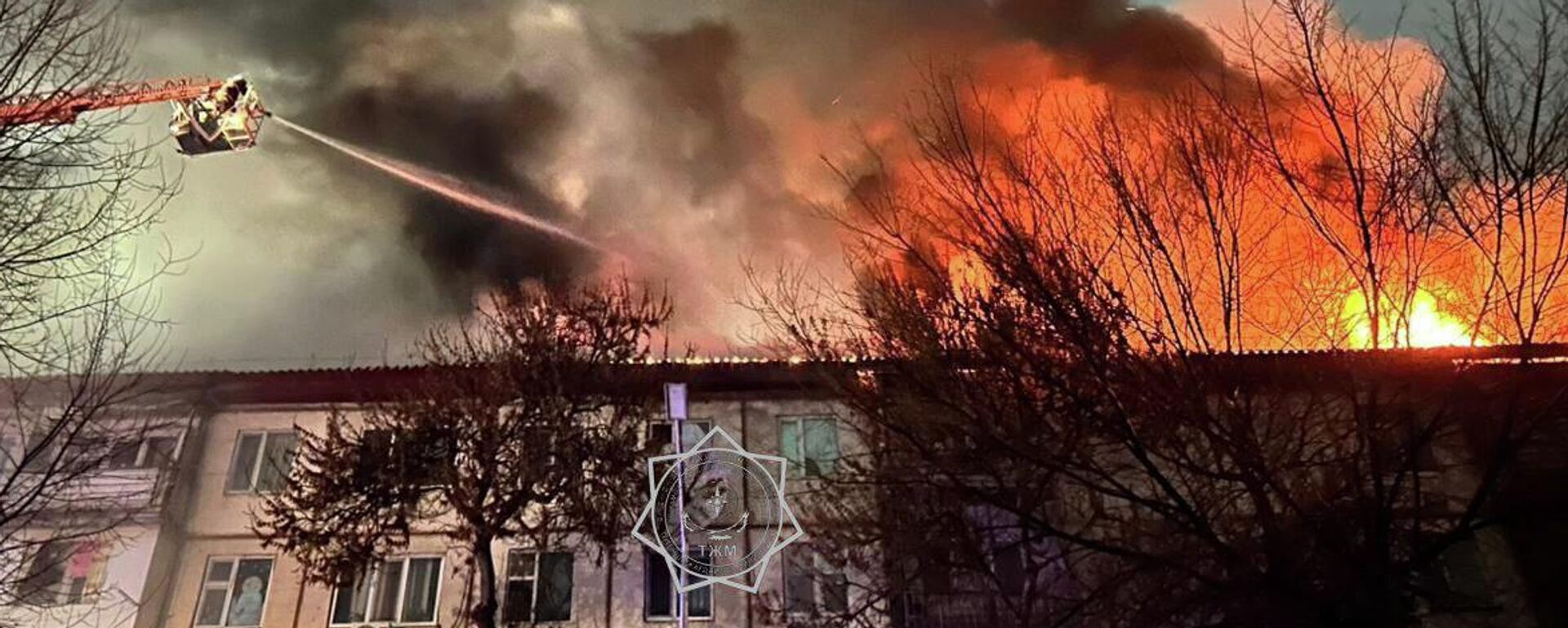 Пожар в жилом доме в Таразе - Sputnik Казахстан, 1920, 01.01.2026
