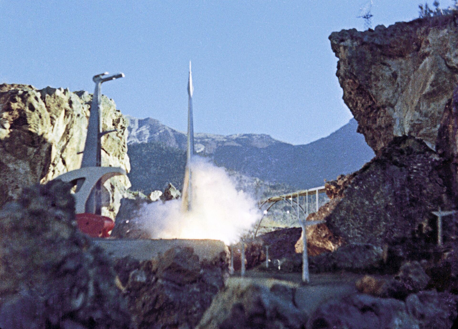 Кадр из научно-фантастического фильма Я был спутником солнца. 1959 г. - Sputnik Казахстан, 1920, 01.01.2026