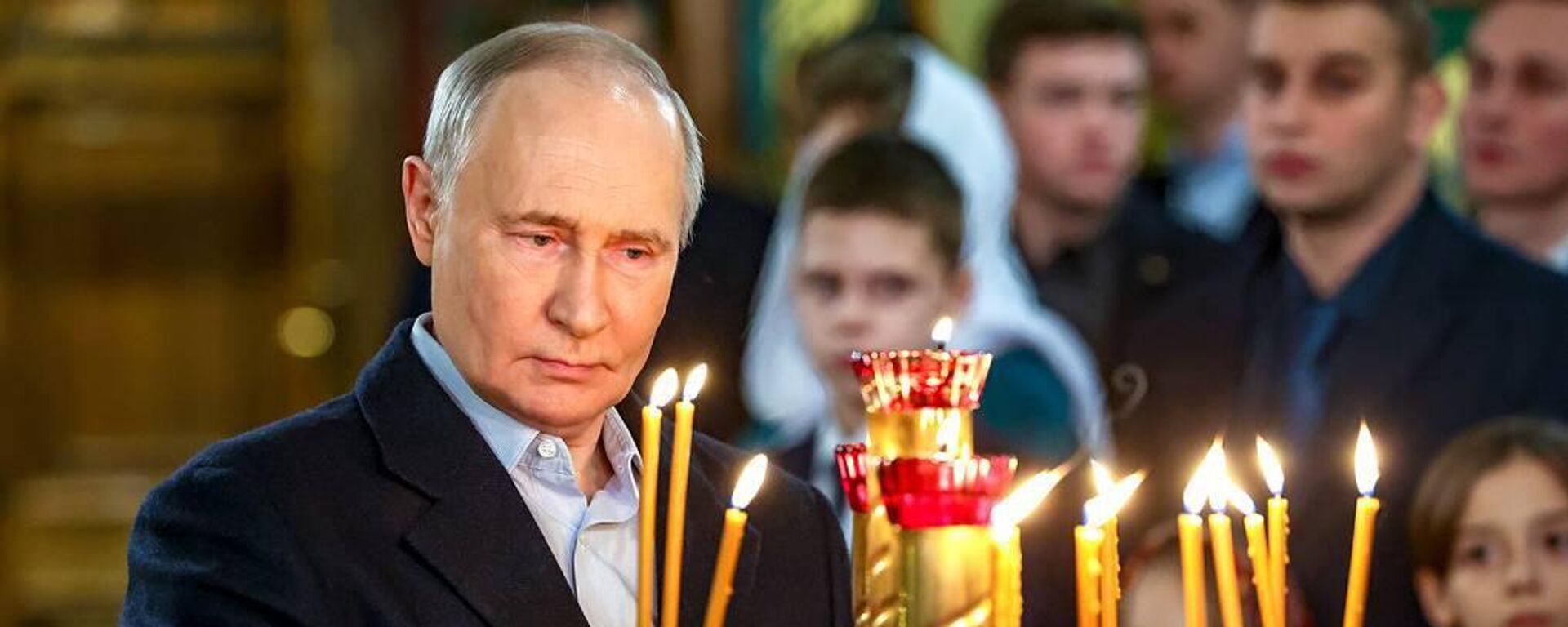 Владимир Путин присутствовал на богослужении в храме великомученика Георгия Победоносца в Подмосковье
 - Sputnik Казахстан, 1920, 07.01.2026