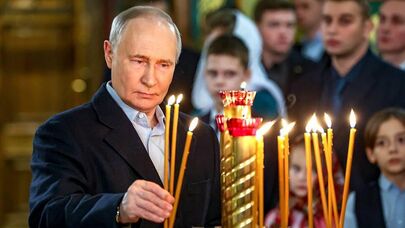 Владимир Путин присутствовал на богослужении в храме великомученика Георгия Победоносца в Подмосковье

