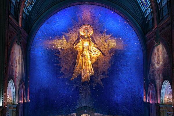 В Главном храме ВС РФ состоялось праздничное Рождественское богослужение В Главном храме ВС РФ состоялось праздничное Рождественское богослужение - Sputnik Казахстан