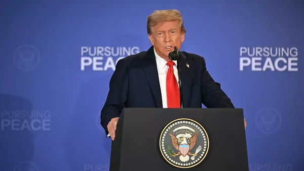 Трамп пригрозил полностью остановить поставки оружия Украине