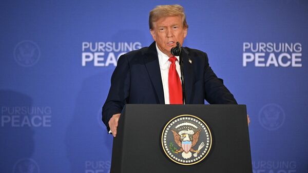 Дональд Трамп  - Sputnik Қазақстан