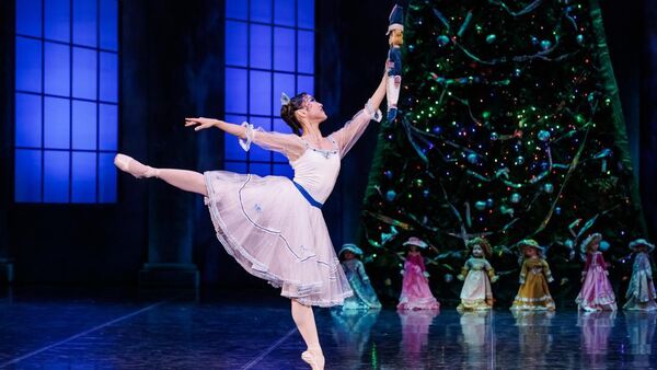 Сцена из спектакля Щелкунчик - Sputnik Казахстан