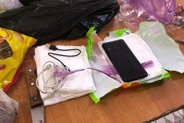 Выявленные сотрудниками Нацгвардии запрещенные вещества, которые пытались пронести в колонии - Sputnik Казахстан